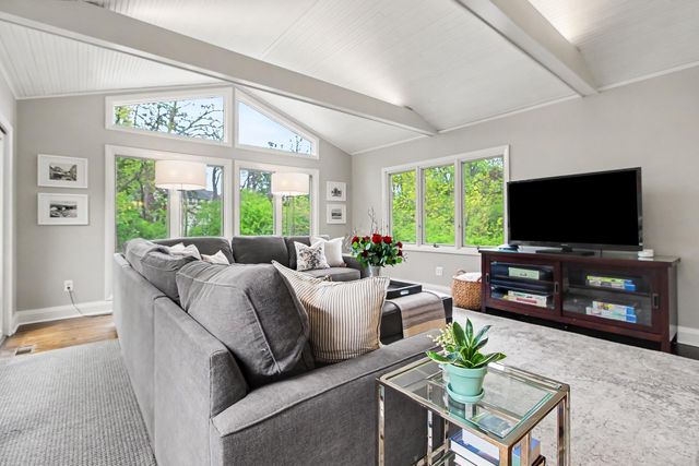 2105 Devonshire Road, Ann Arbor, MI 48104