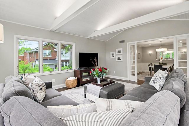 2105 Devonshire Road, Ann Arbor, MI 48104