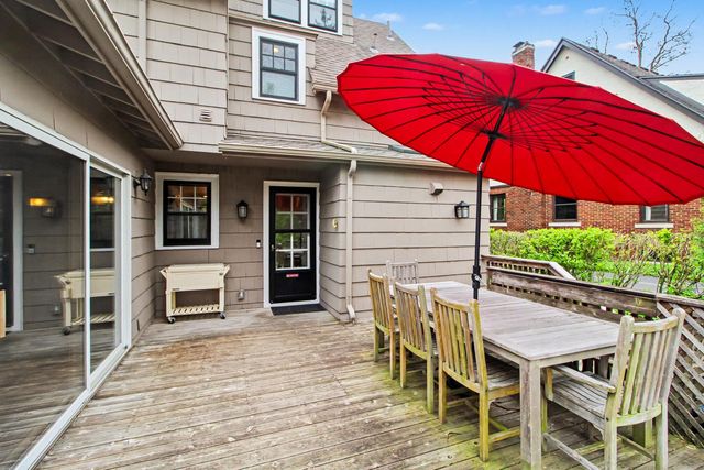 2105 Devonshire Road, Ann Arbor, MI 48104