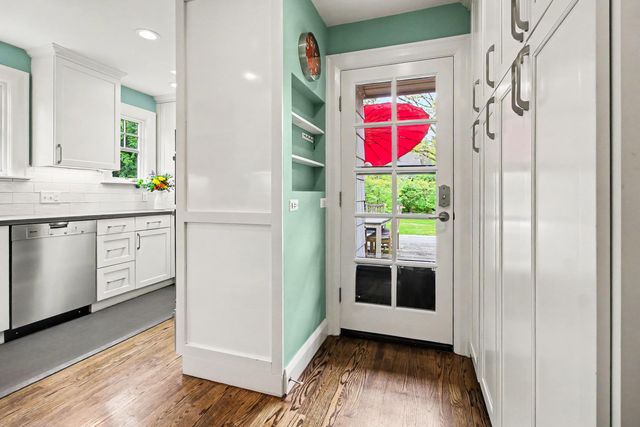 2105 Devonshire Road, Ann Arbor, MI 48104