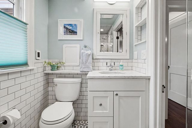 2105 Devonshire Road, Ann Arbor, MI 48104