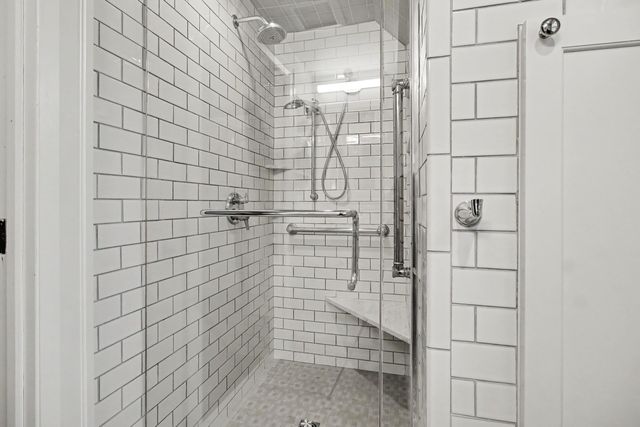 2105 Devonshire Road, Ann Arbor, MI 48104