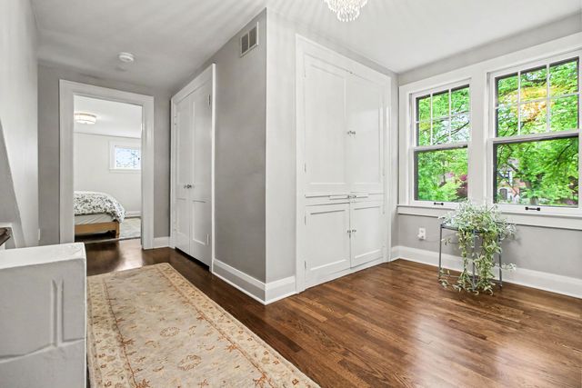 2105 Devonshire Road, Ann Arbor, MI 48104