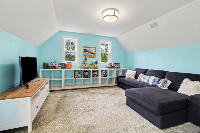 2105 Devonshire Road, Ann Arbor, MI 48104