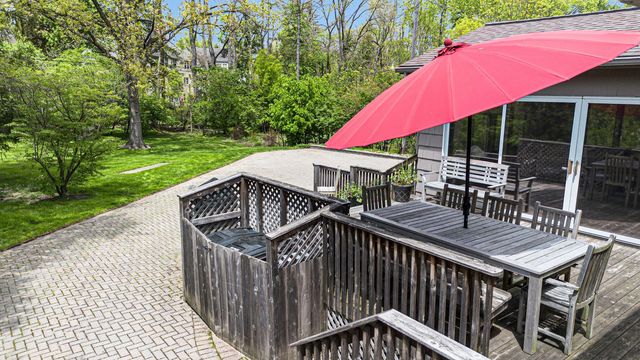 2105 Devonshire Road, Ann Arbor, MI 48104
