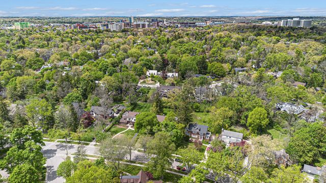 2105 Devonshire Road, Ann Arbor, MI 48104