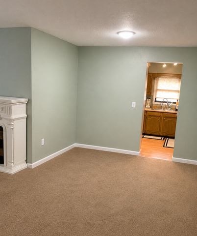 511 WASHINGTON Square 511, Wood Dale, IL 60191
