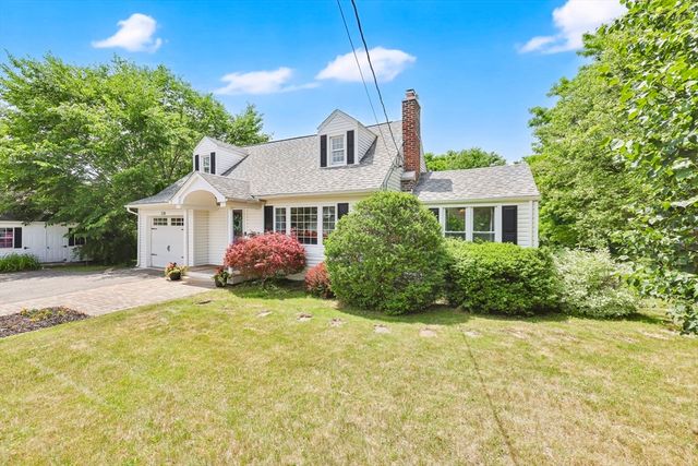 378 Roosevelt Ave, Springfield, MA 01118