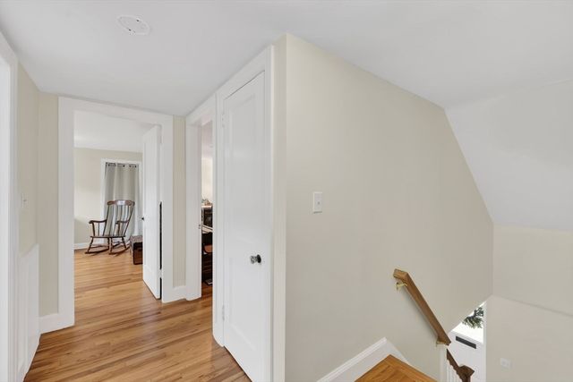 378 Roosevelt Ave, Springfield, MA 01118