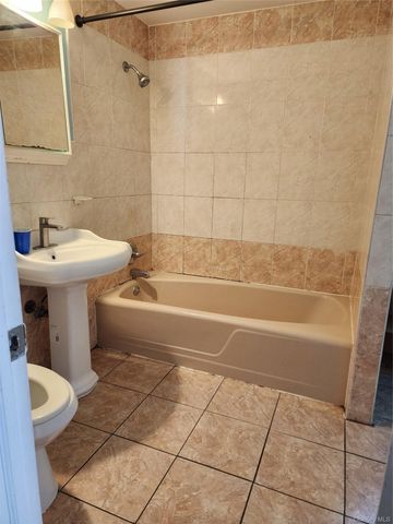 441 Morris Drive, Valley Stream, NY 11580