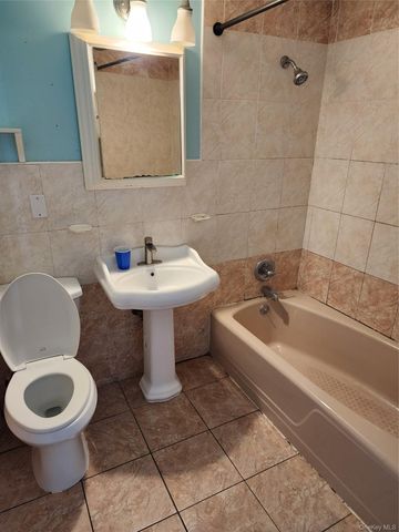 441 Morris Drive, Valley Stream, NY 11580