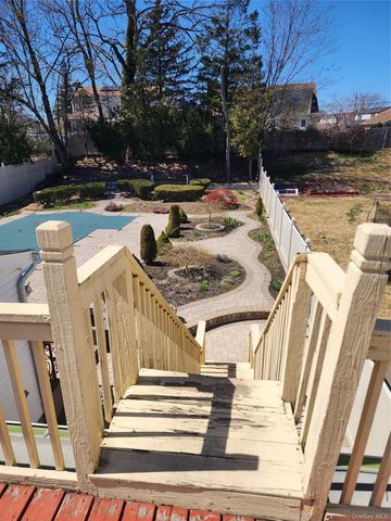 441 Morris Drive, Valley Stream, NY 11580