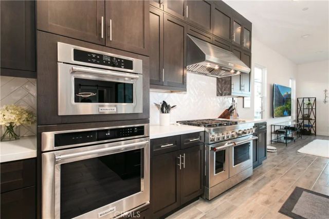 21120 W Citylights Drive, Chatsworth, CA 91311