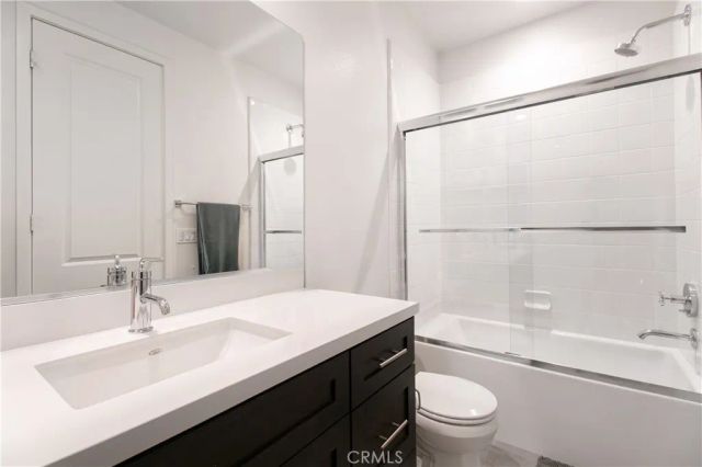 21120 W Citylights Drive, Chatsworth, CA 91311