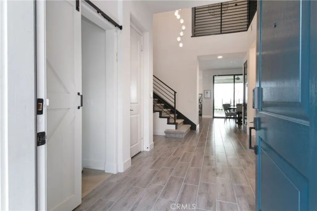 21120 W Citylights Drive, Chatsworth, CA 91311