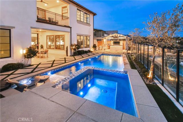 21120 W Citylights Drive, Chatsworth, CA 91311