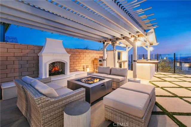 21120 W Citylights Drive, Chatsworth, CA 91311