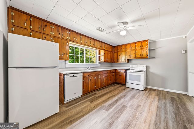 960 Villa Rica Highway, Dallas, GA 30157