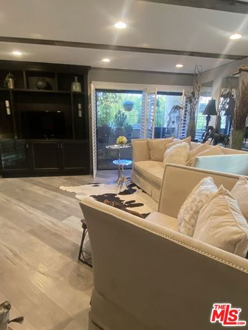 26345 W Bravo Lane, Calabasas, CA 91302