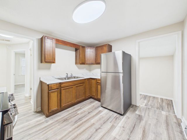 821 S Vassar Ave, Wichita, KS 67218
