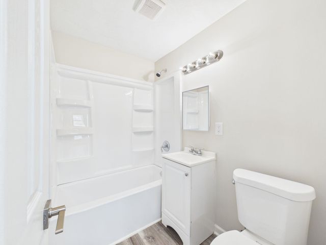 821 S Vassar Ave, Wichita, KS 67218