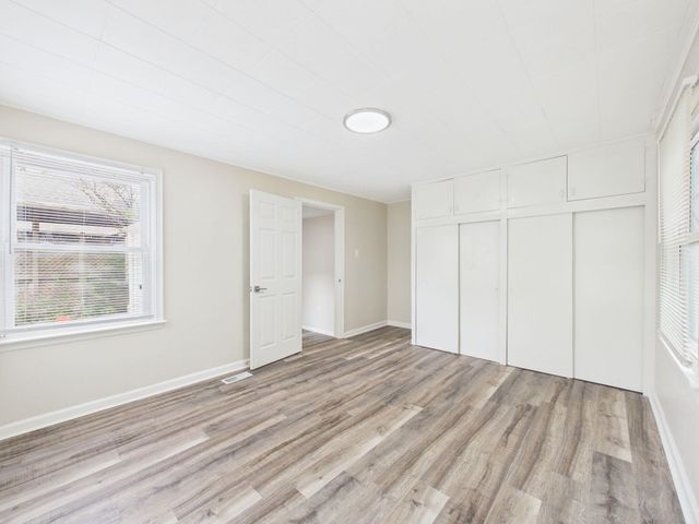 821 S Vassar Ave, Wichita, KS 67218