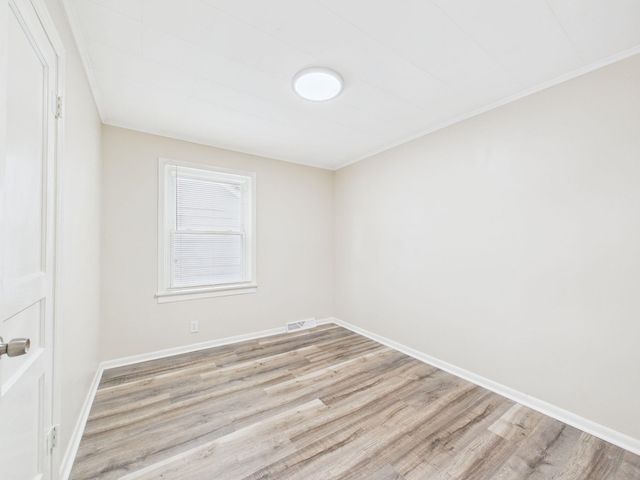 821 S Vassar Ave, Wichita, KS 67218