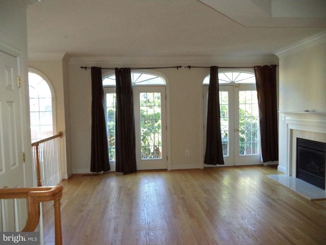 6812 RIGBY LN, Mclean, VA 22101