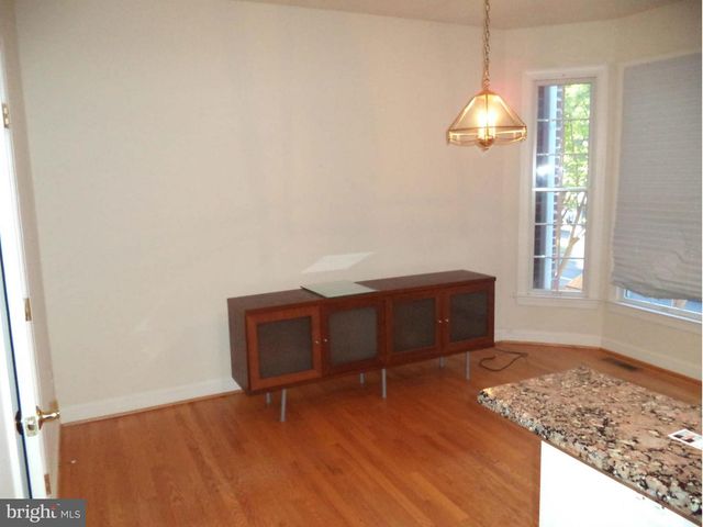 6812 RIGBY LN, Mclean, VA 22101