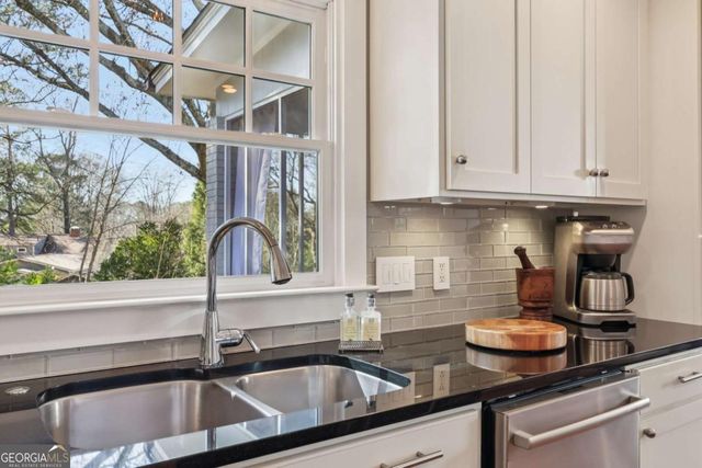 101 Dartmouth Avenue, Avondale Estates, GA 30002