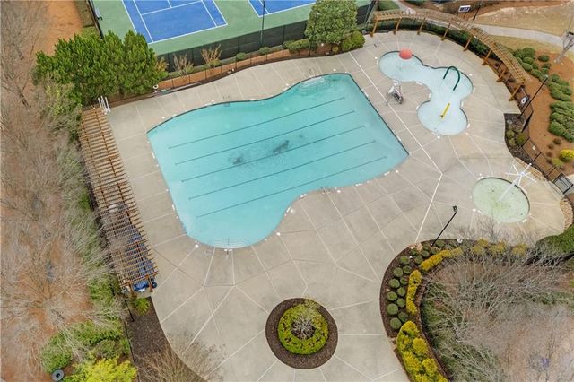 298 S Village Square, Canton, GA 30115