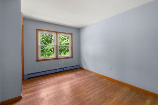 9 Mowry St, Raynham, MA 02767