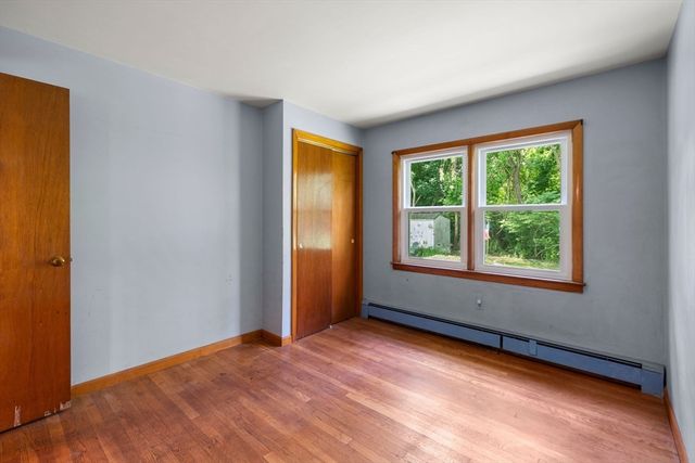 9 Mowry St, Raynham, MA 02767