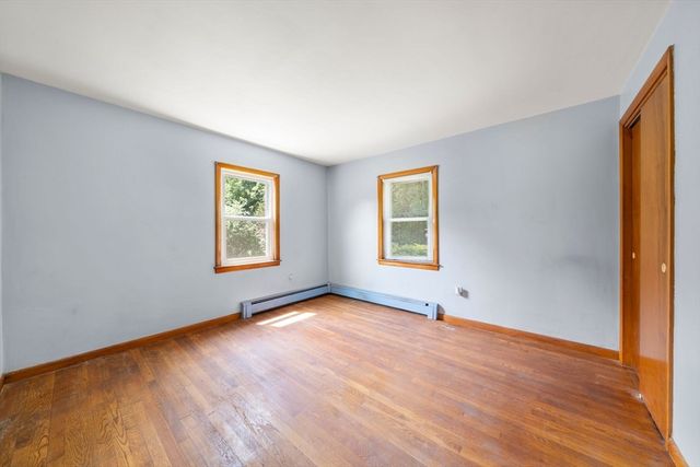 9 Mowry St, Raynham, MA 02767
