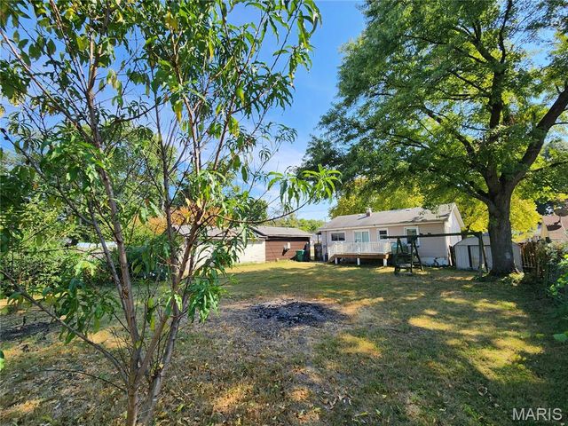 25 Gloria Street, Cahokia, IL 62206