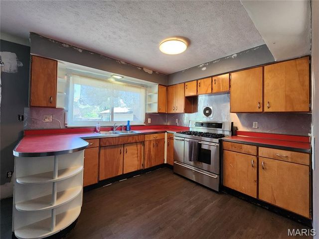 25 Gloria Street, Cahokia, IL 62206
