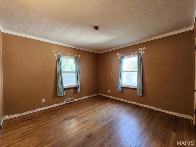25 Gloria Street, Cahokia, IL 62206