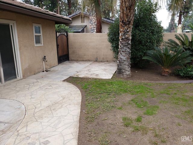 1808 El Portal Drive, Bakersfield, CA 93309