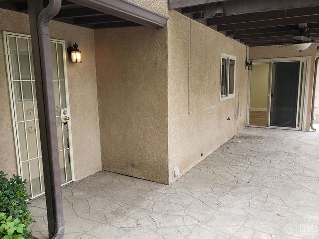 1808 El Portal Drive, Bakersfield, CA 93309