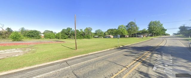 105 W 4th Street, Keene, TX 76059