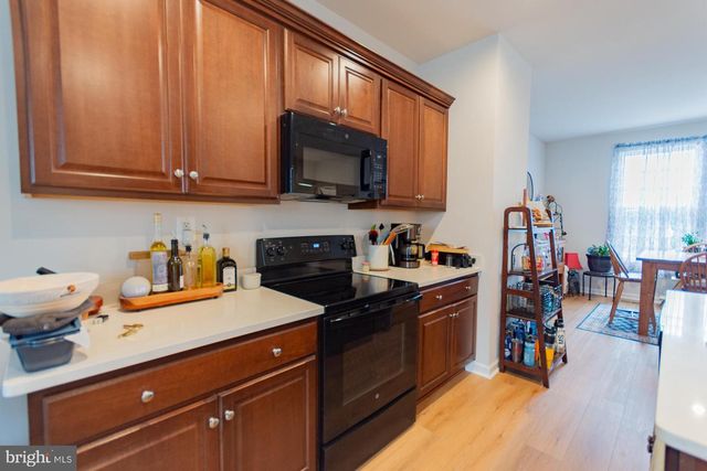 219 PRESIDENTS POINTE AVE, Ranson, WV 25438