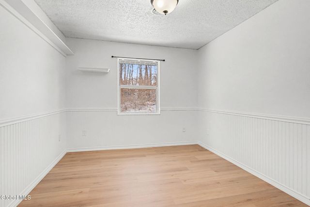 25A Pine Lane APT 6, Albany, NY 12203