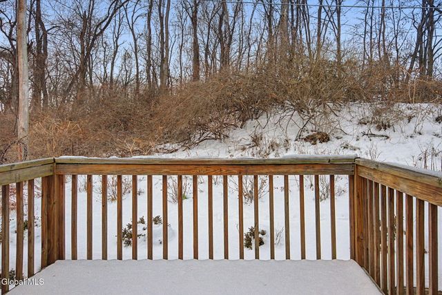 25A Pine Lane APT 6, Albany, NY 12203