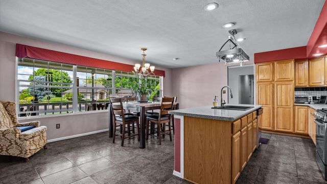 2195 E Canyon Court, Grand Junction, CO 81507