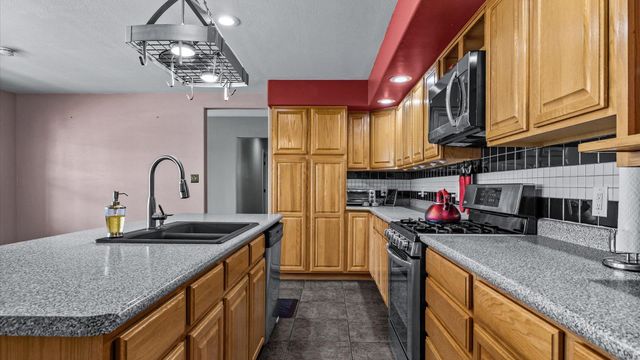 2195 E Canyon Court, Grand Junction, CO 81507