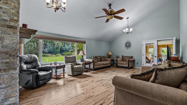 2195 E Canyon Court, Grand Junction, CO 81507