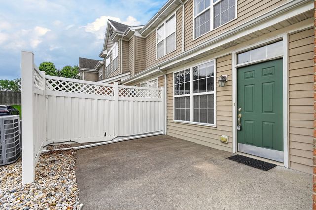 2305 Colfax Lane, Indianapolis, IN 46260