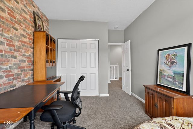 2305 Colfax Lane, Indianapolis, IN 46260