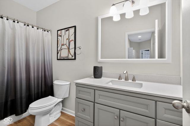 2305 Colfax Lane, Indianapolis, IN 46260