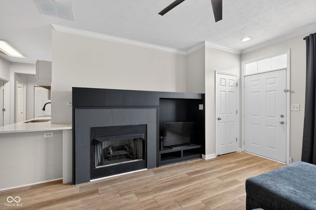2305 Colfax Lane, Indianapolis, IN 46260